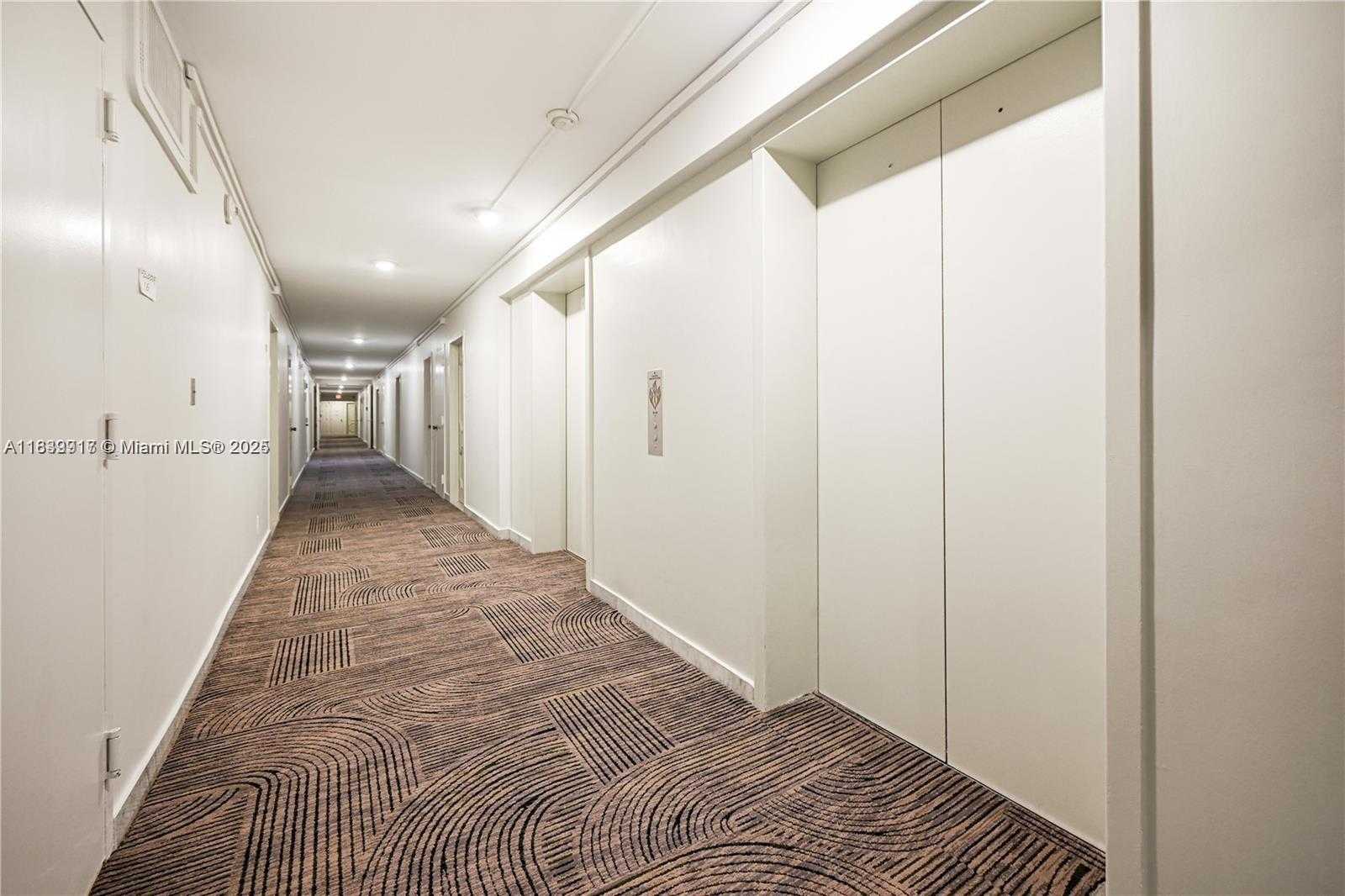 Small Image of 2100 WEST SANS SOUCI BLVD #E1, North Miami Number 31