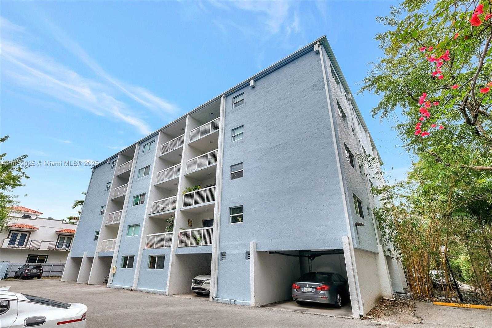 Small Image of 2920 SOUTH WEST 28TH TER #407, Coconut Grove Number 17
