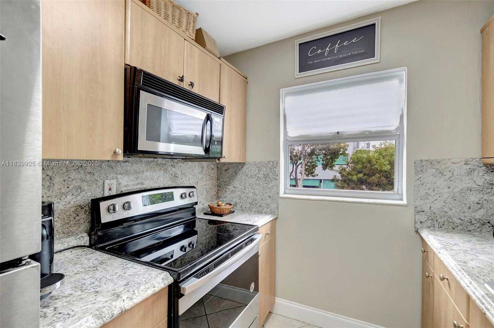 Small Image of 2920 SOUTH WEST 28TH TER #407, Coconut Grove Number 7