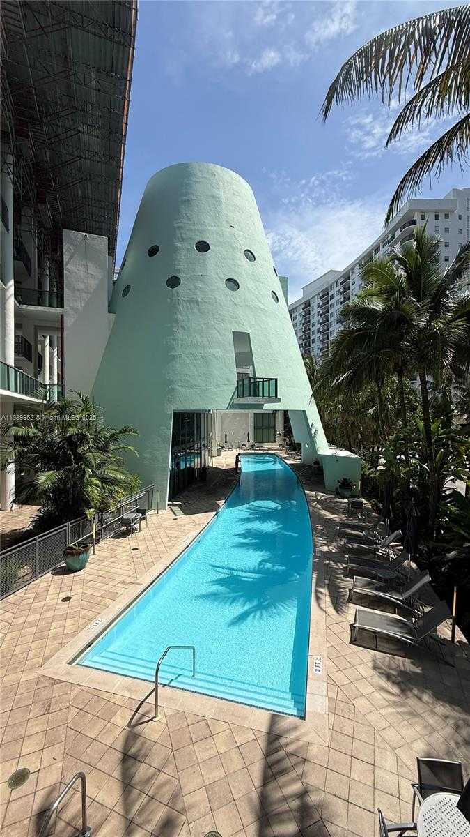 Small Image of 6000 COLLINS AVE #323, Miami Beach Number 27