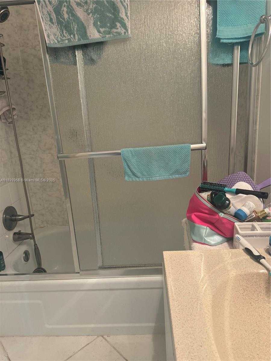 Small Image of 2750 NORTH EAST 183RD ST #1210, Aventura Number 13