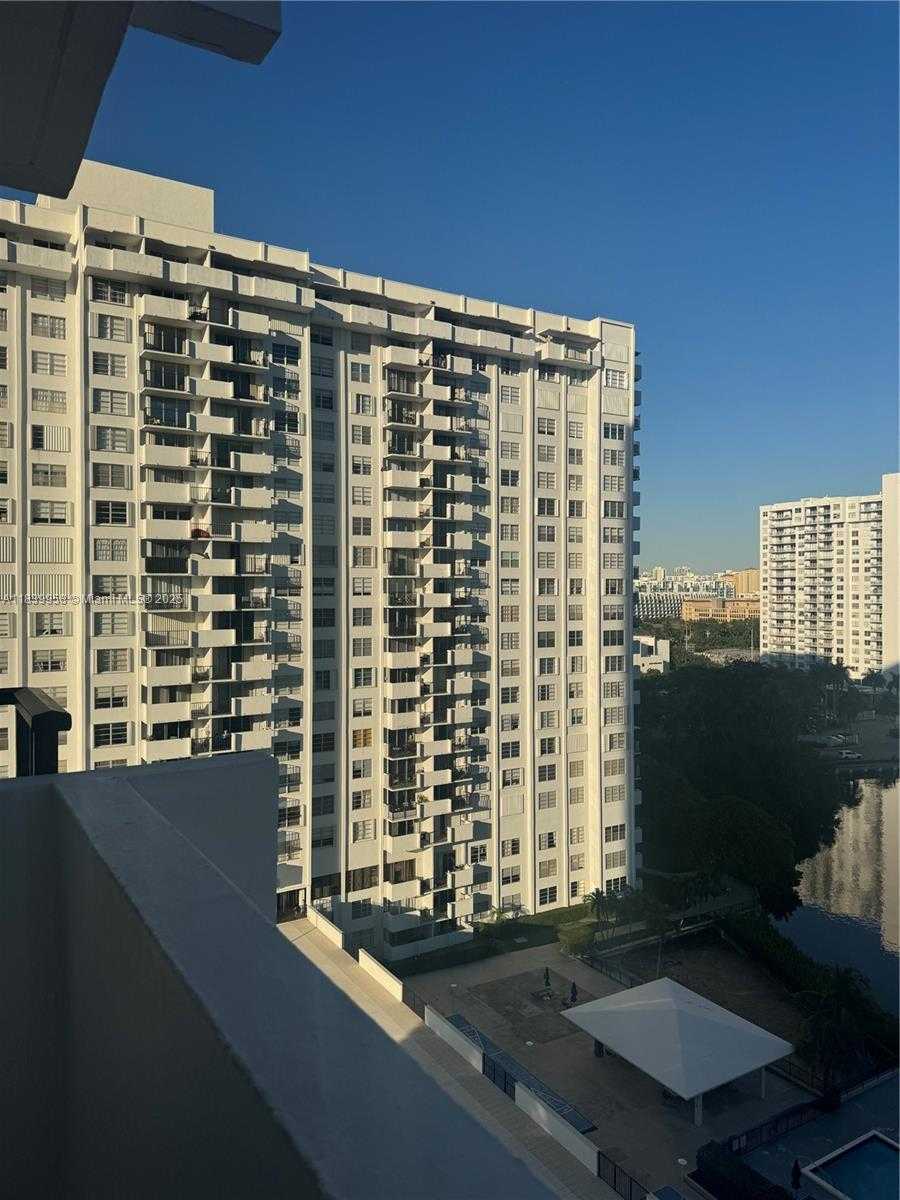 Small Image of 2750 NORTH EAST 183RD ST #1210, Aventura Number 3