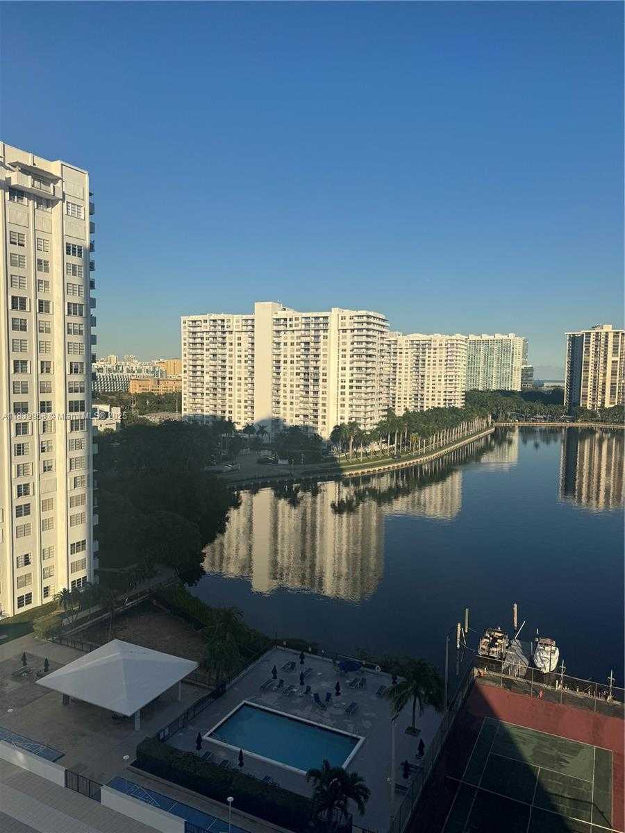Small Image of 2750 NORTH EAST 183RD ST #1210, Aventura Number 4