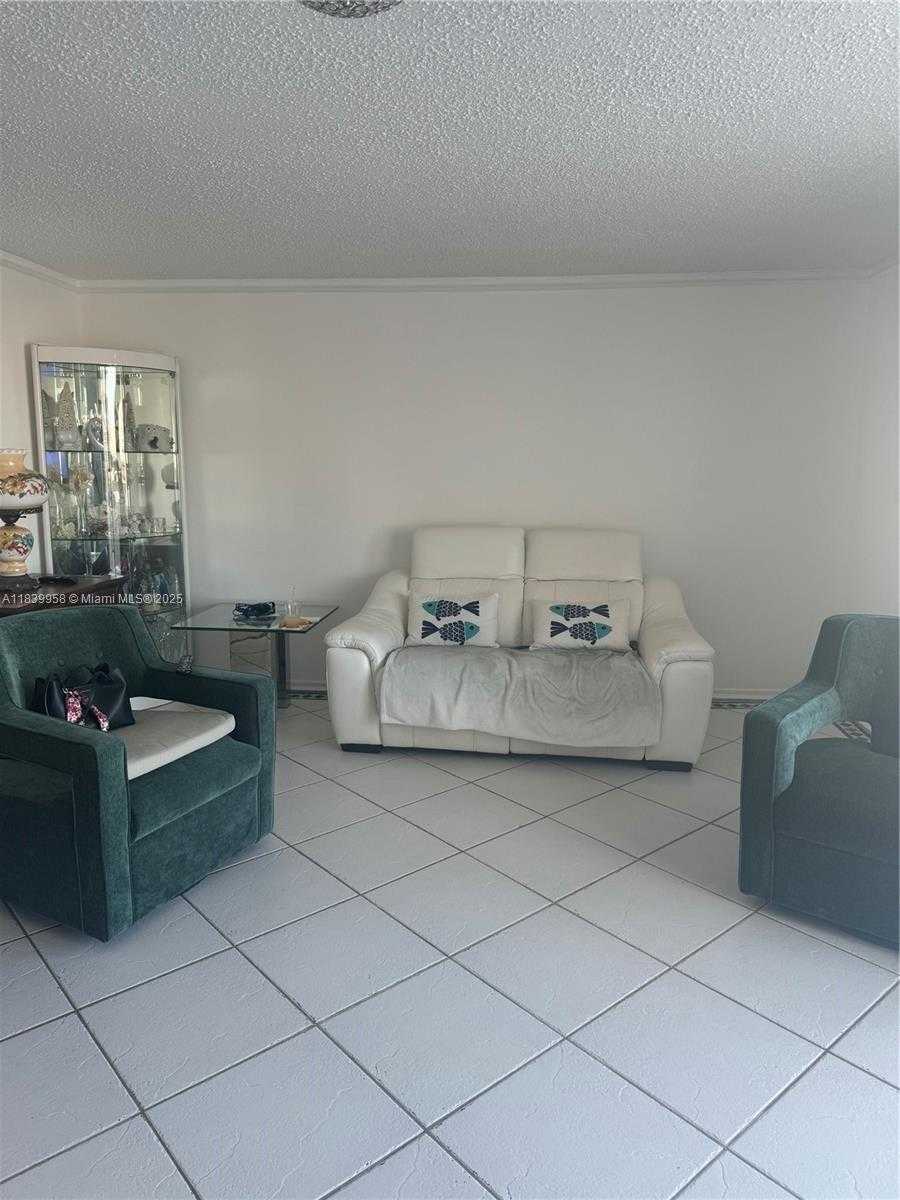 Small Image of 2750 NORTH EAST 183RD ST #1210, Aventura Number 5