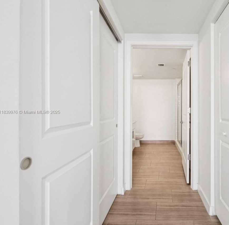 Small Image of 1776 SOUTH WEST POLK ST #1412, Hollywood Number 17