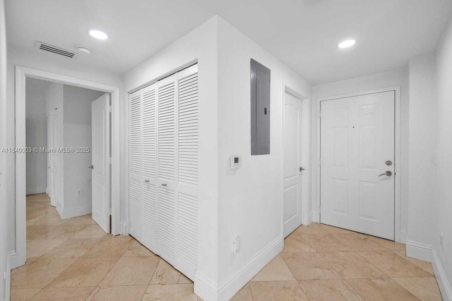 Small Image of 20 CALABRIA AVE #505, Coral Gables Number 17