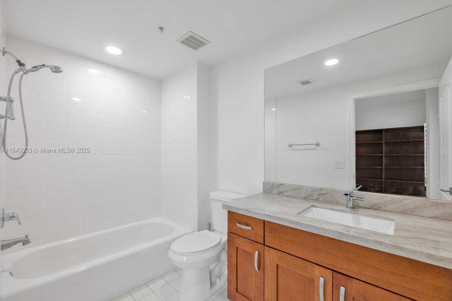 Small Image of 20 CALABRIA AVE #505, Coral Gables Number 20