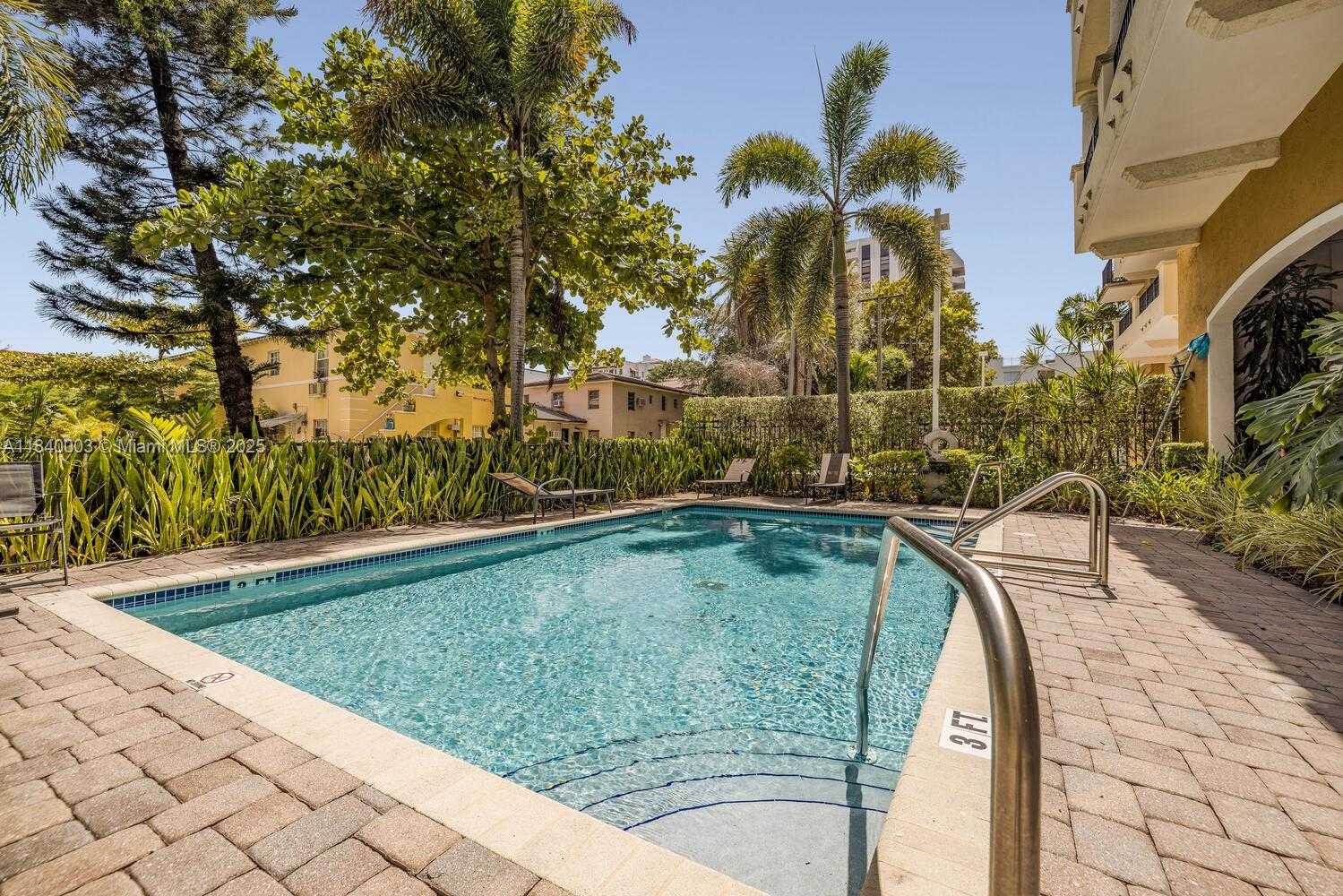 Small Image of 20 CALABRIA AVE #505, Coral Gables Number 26