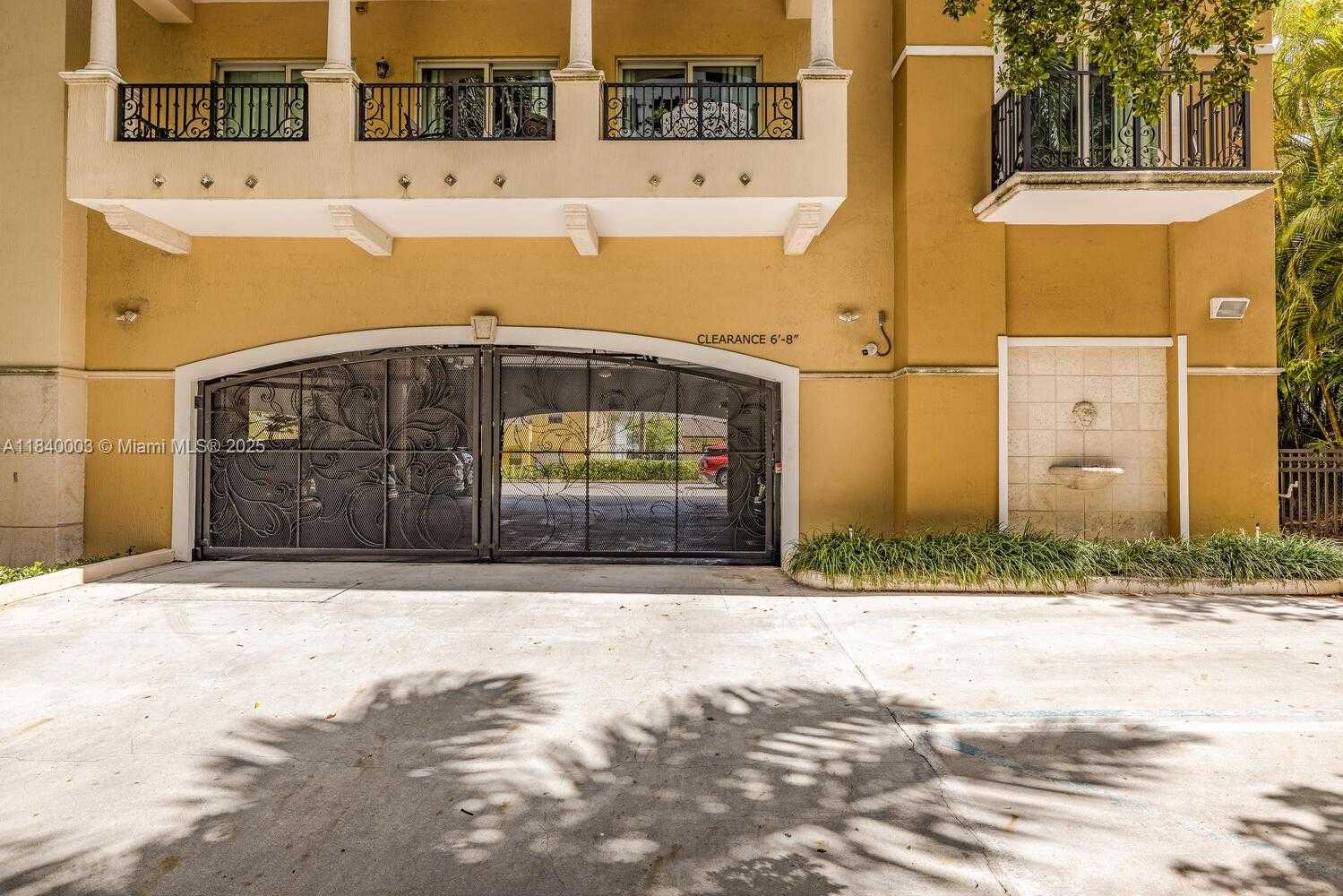 Small Image of 20 CALABRIA AVE #505, Coral Gables Number 3