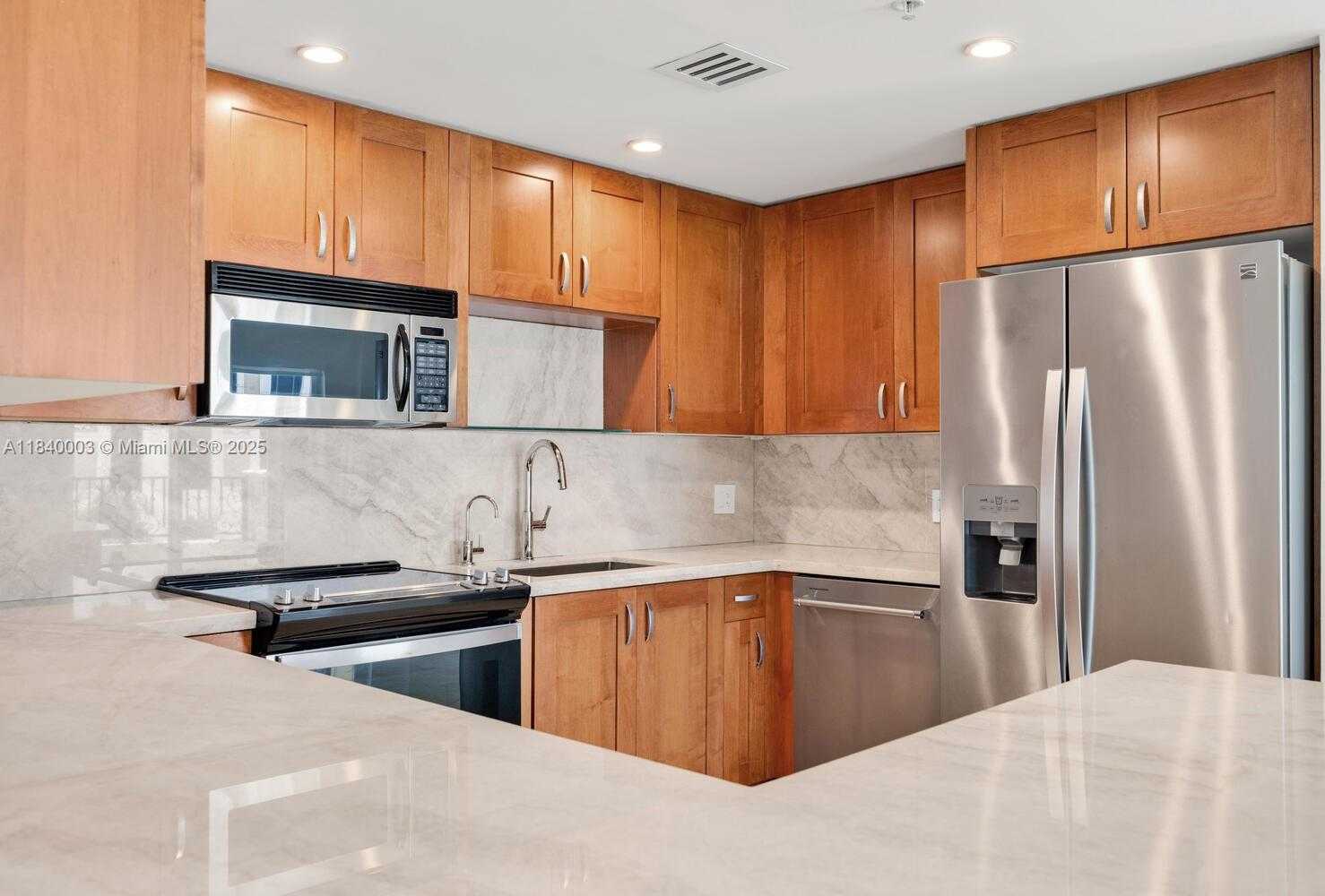 Small Image of 20 CALABRIA AVE #505, Coral Gables Number 8