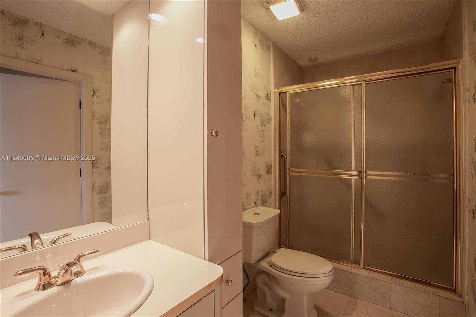 Small Image of 1800 NORTH EAST 114TH ST #PH06, Miami Number 17