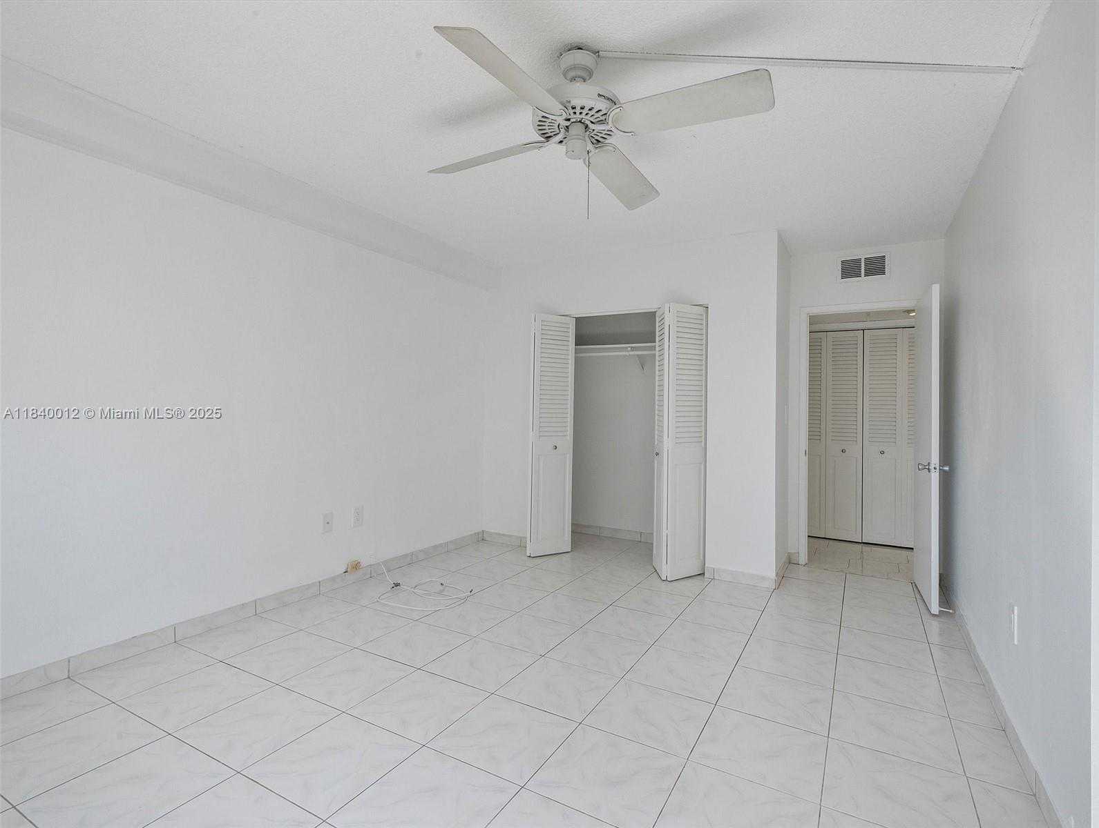 Small Image of 400 KINGS POINT DR #523, Sunny Isles Beach Number 11