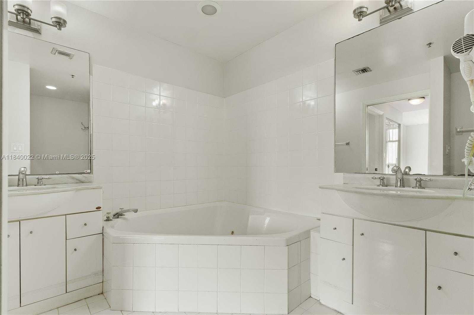 Small Image of 9725 NORTH WEST 52ND ST #520, Doral Number 25