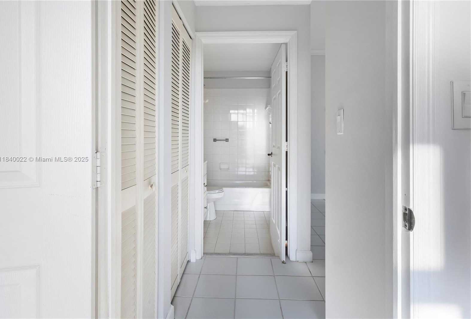 Small Image of 9725 NORTH WEST 52ND ST #520, Doral Number 31