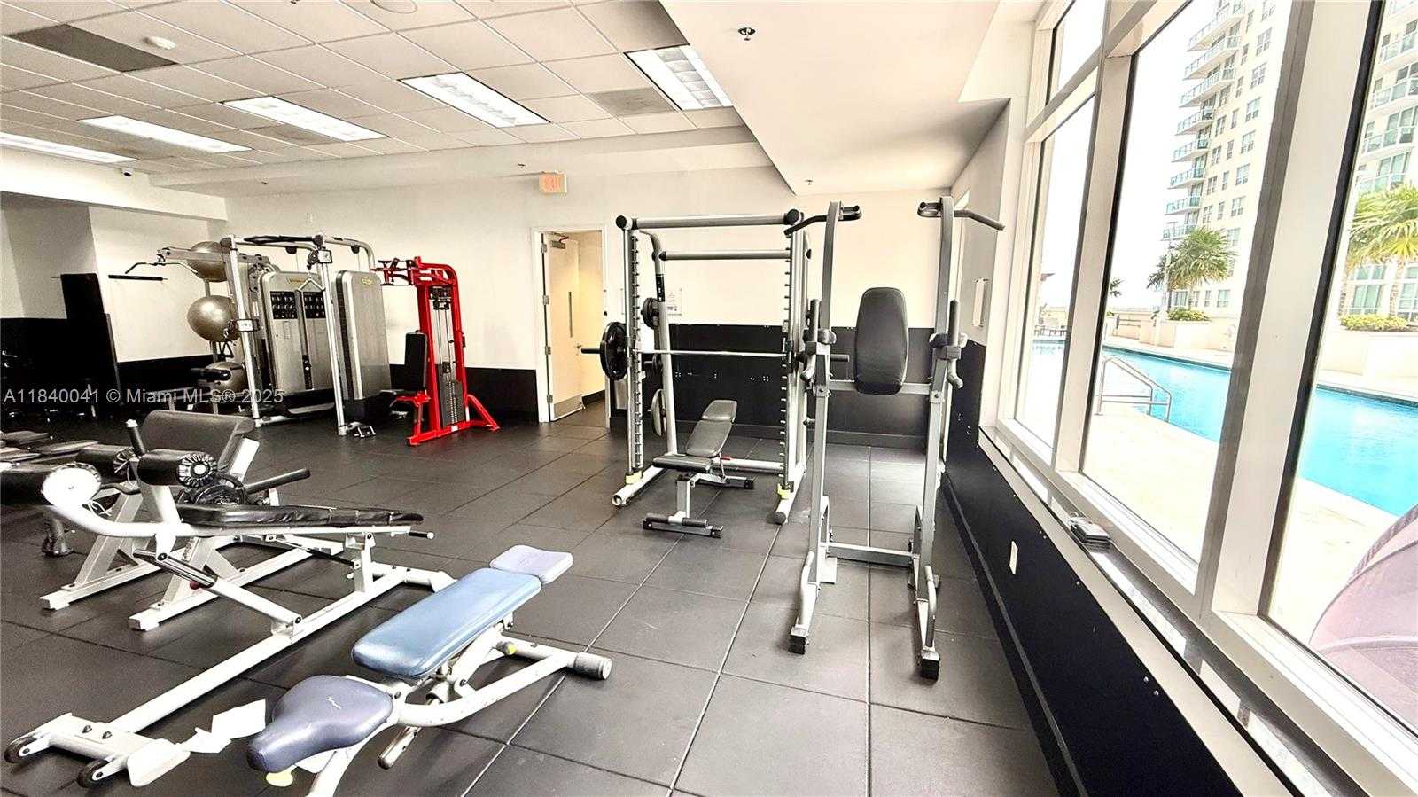 Small Image of 1200 BRICKELL BAY DR #2216, Miami Number 23
