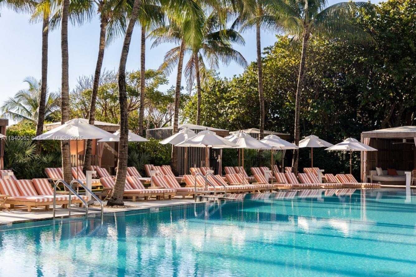 Small Image of 2201 COLLINS AVE #401, Miami Beach Number 25