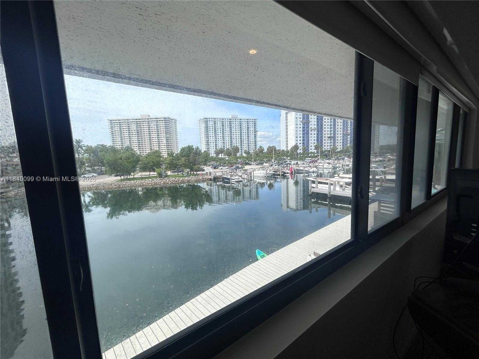 Small Image of 324 POINCIANA DR #906, Sunny Isles Beach Number 15