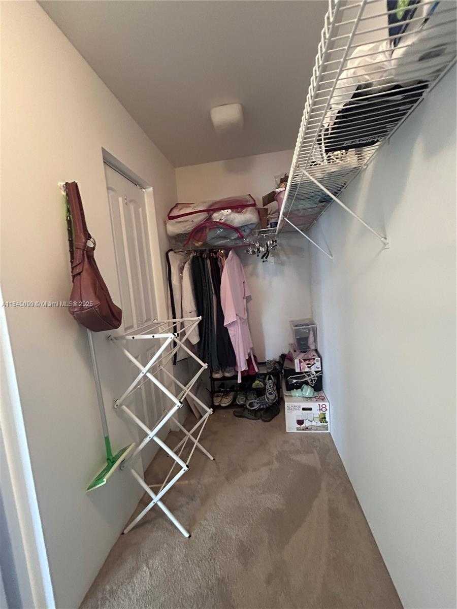 Small Image of 324 POINCIANA DR #906, Sunny Isles Beach Number 18