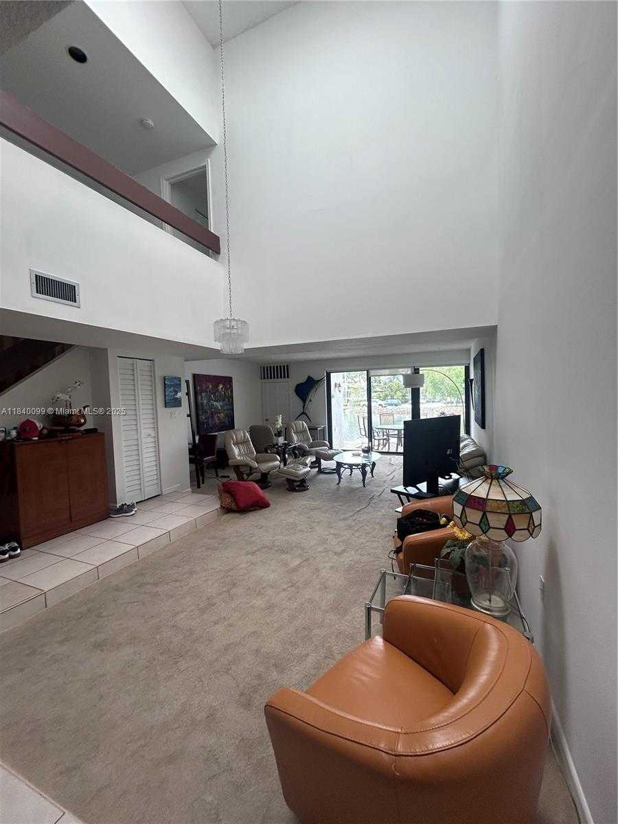 Small Image of 324 POINCIANA DR #906, Sunny Isles Beach Number 38