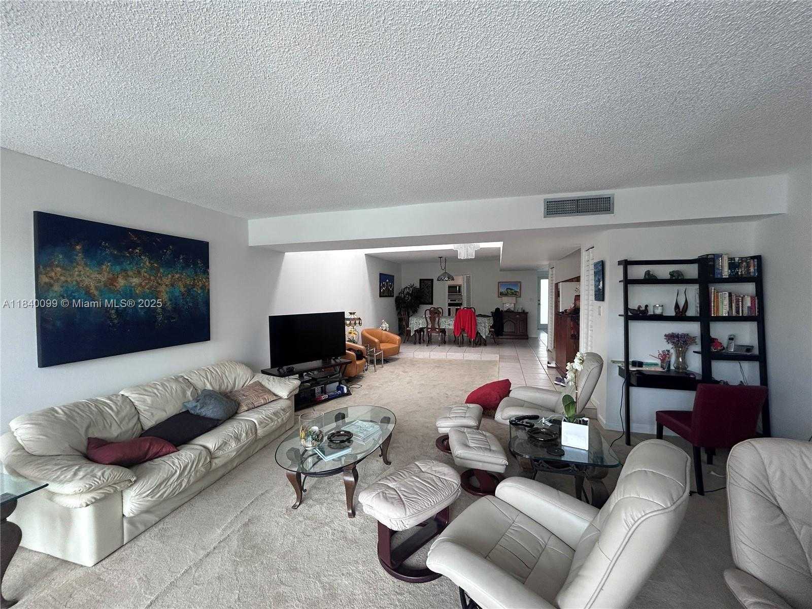 Small Image of 324 POINCIANA DR #906, Sunny Isles Beach Number 40