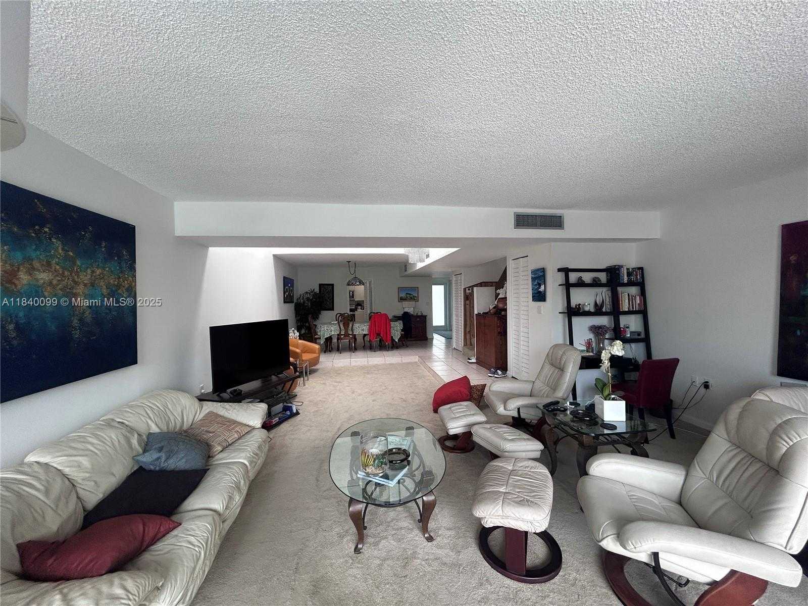Small Image of 324 POINCIANA DR #906, Sunny Isles Beach Number 43