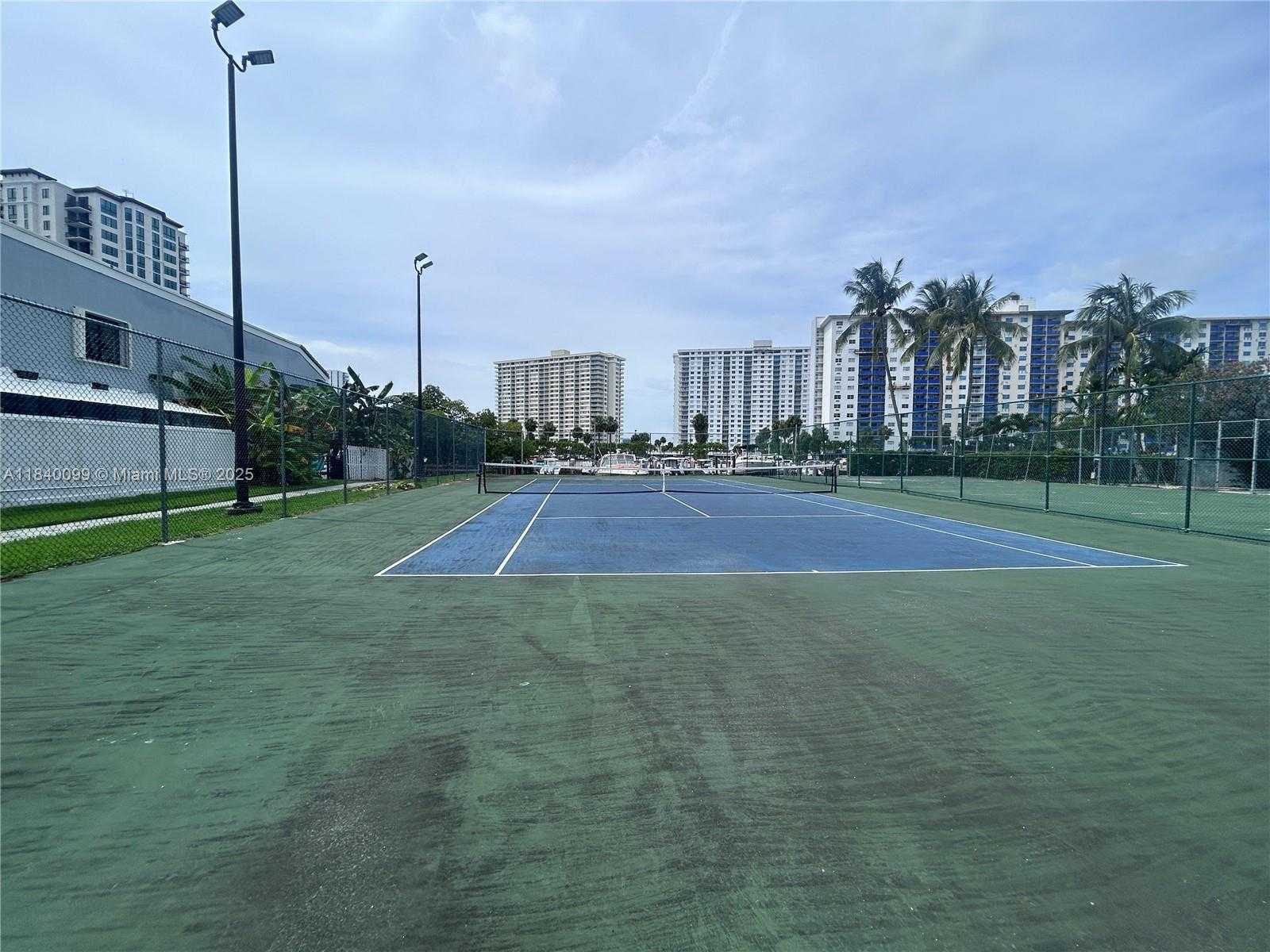 Small Image of 324 POINCIANA DR #906, Sunny Isles Beach Number 46