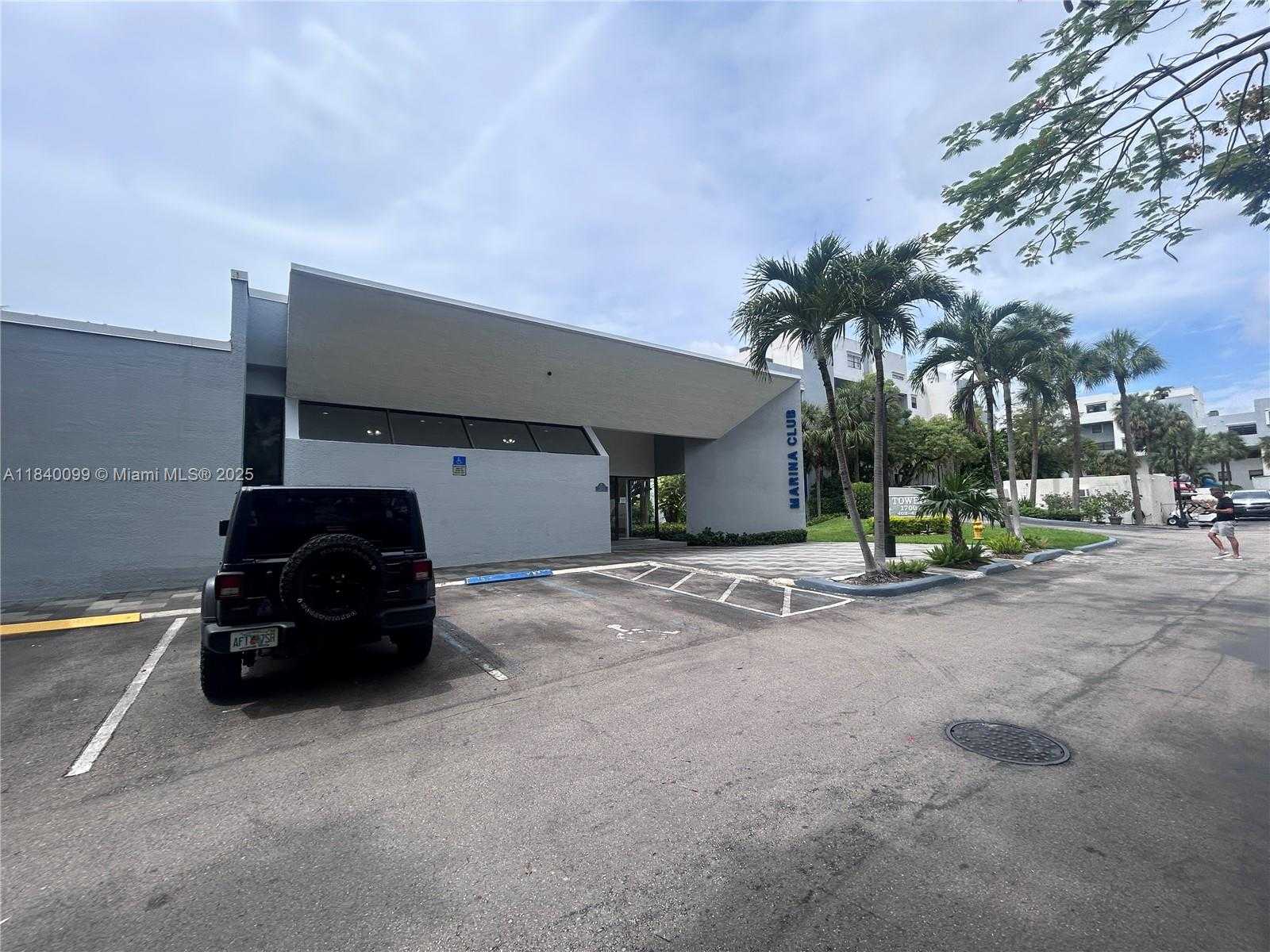 Small Image of 324 POINCIANA DR #906, Sunny Isles Beach Number 53