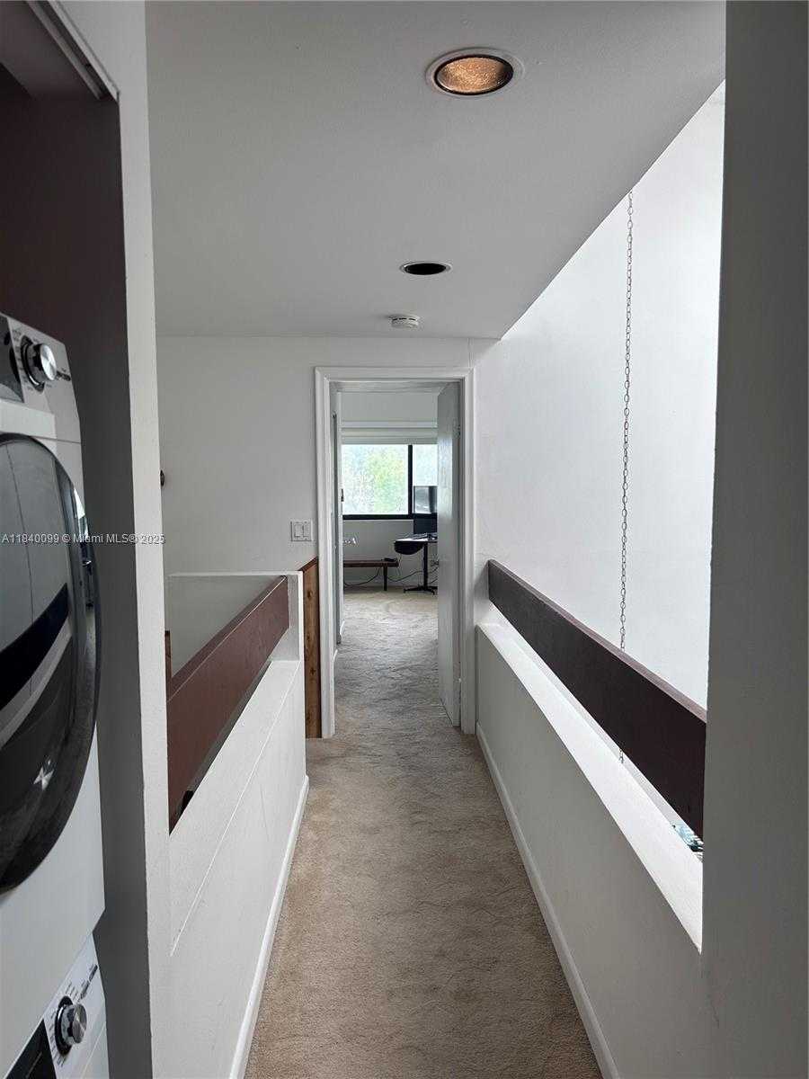 Small Image of 324 POINCIANA DR #906, Sunny Isles Beach Number 57