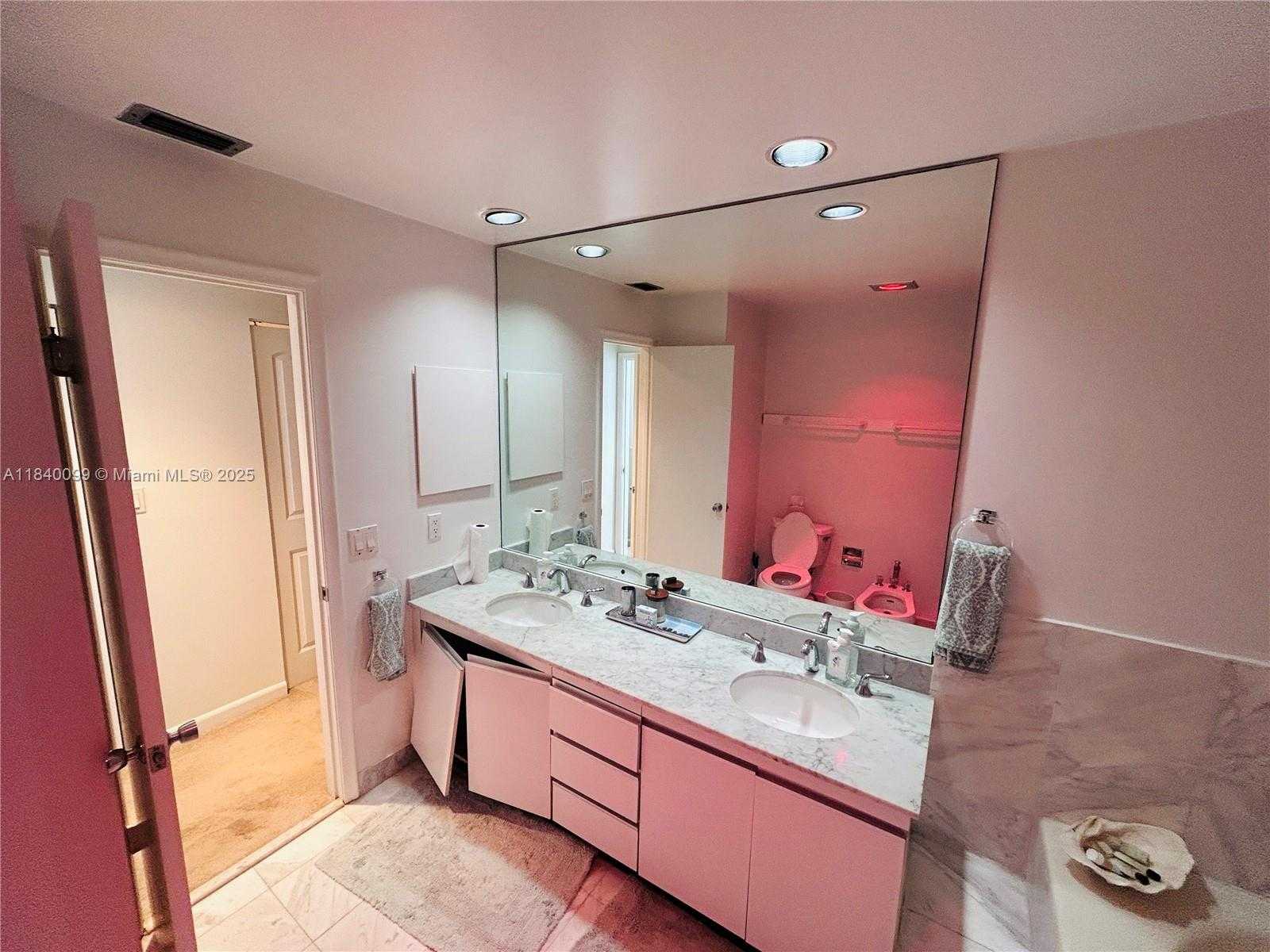 Small Image of 324 POINCIANA DR #906, Sunny Isles Beach Number 63