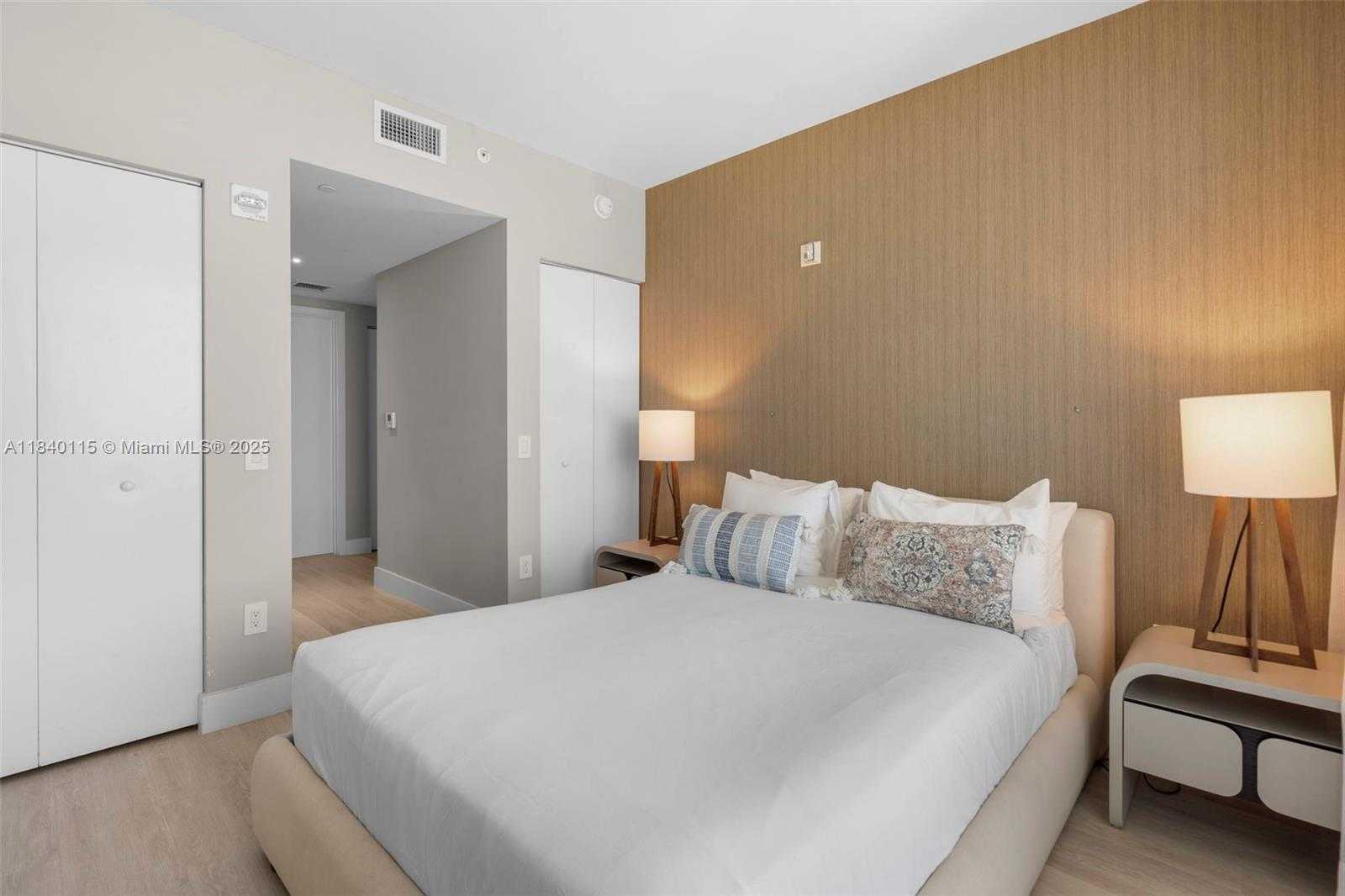 Small Image of 4111 SOUTH OCEAN DR #2906, Hollywood Number 23