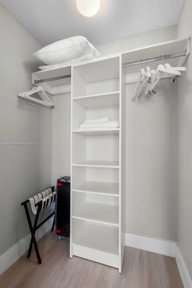 Small Image of 4111 SOUTH OCEAN DR #2906, Hollywood Number 27