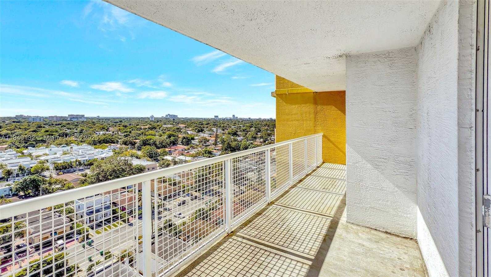 Small Image of 900 SOUTH WEST 8TH ST #1510, Miami Number 18
