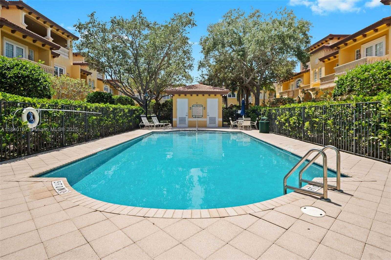 Small Image of 400 NORTH EAST 69TH CIR, Boca Raton Number 33