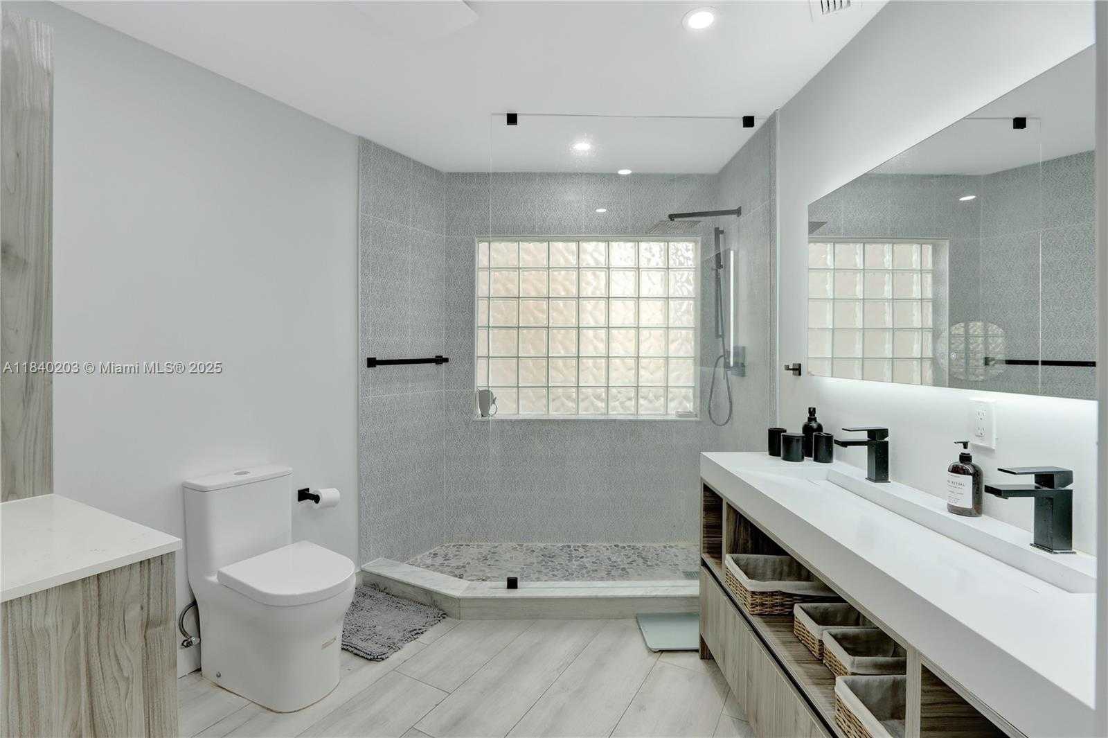 Small Image of 23273 WATER CIR, Boca Raton Number 18