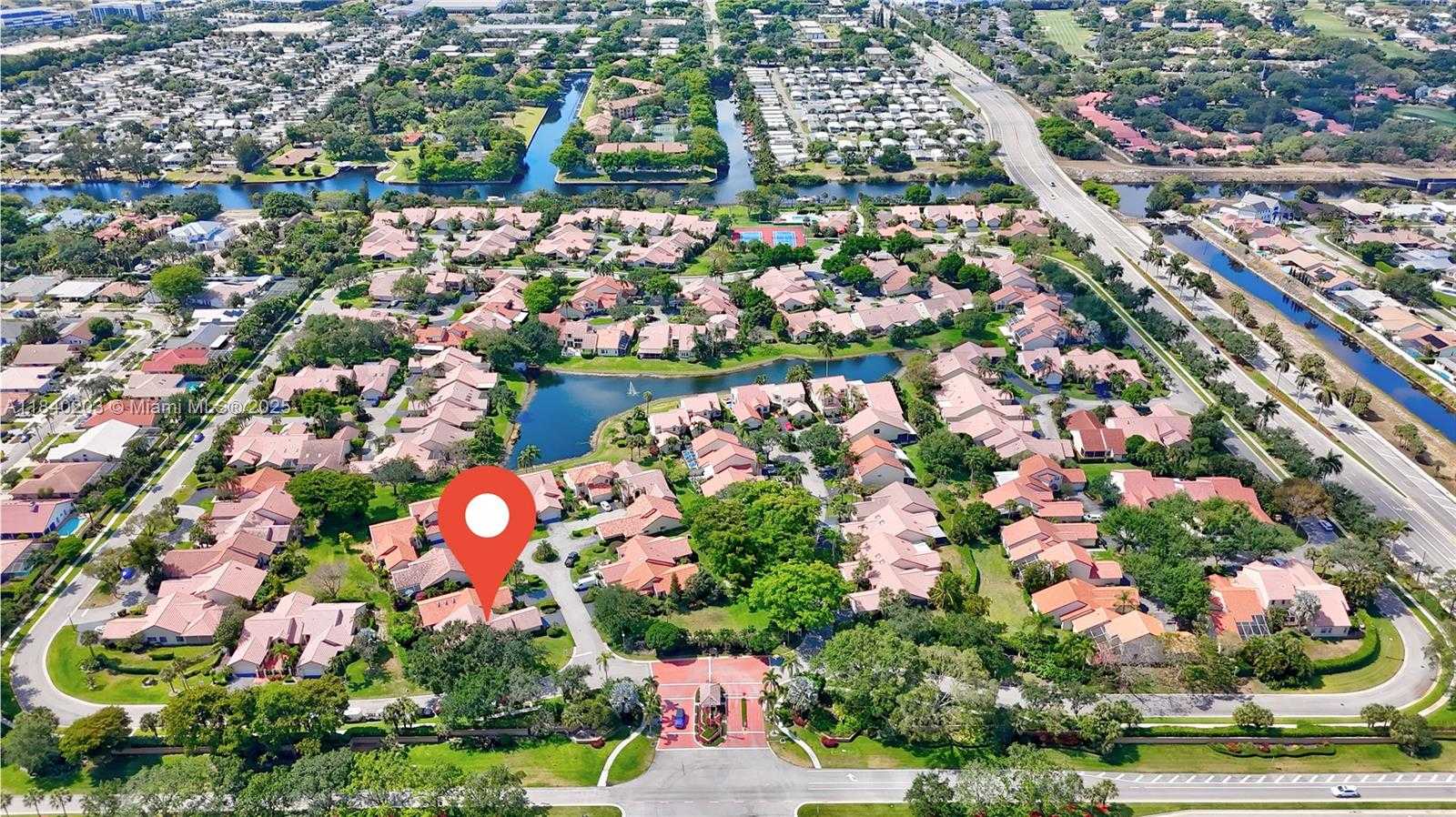 Small Image of 23273 WATER CIR, Boca Raton Number 25