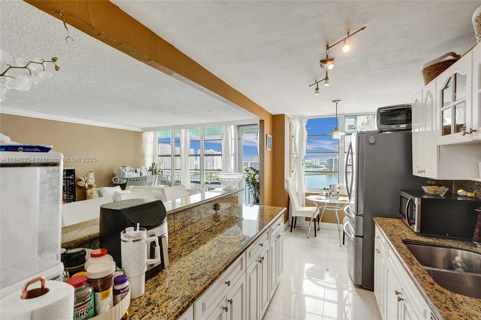Small Image of 301 174TH ST #2201, Sunny Isles Beach Number 28