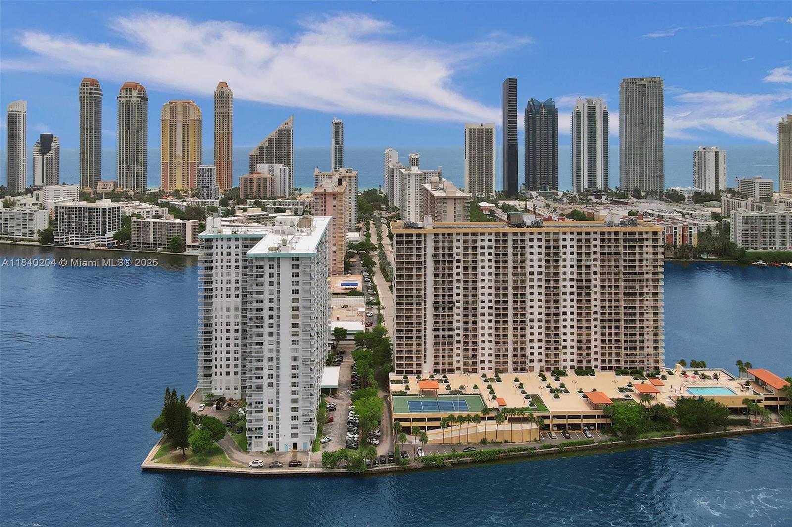 Small Image of 301 174TH ST #2201, Sunny Isles Beach Number 37