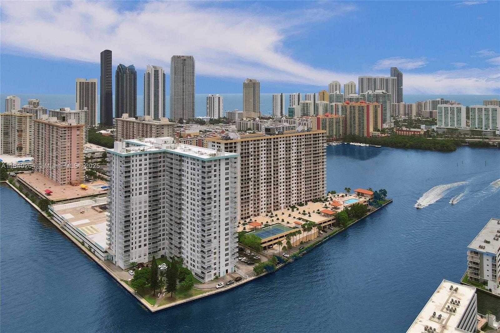 Small Image of 301 174TH ST #2201, Sunny Isles Beach Number 39