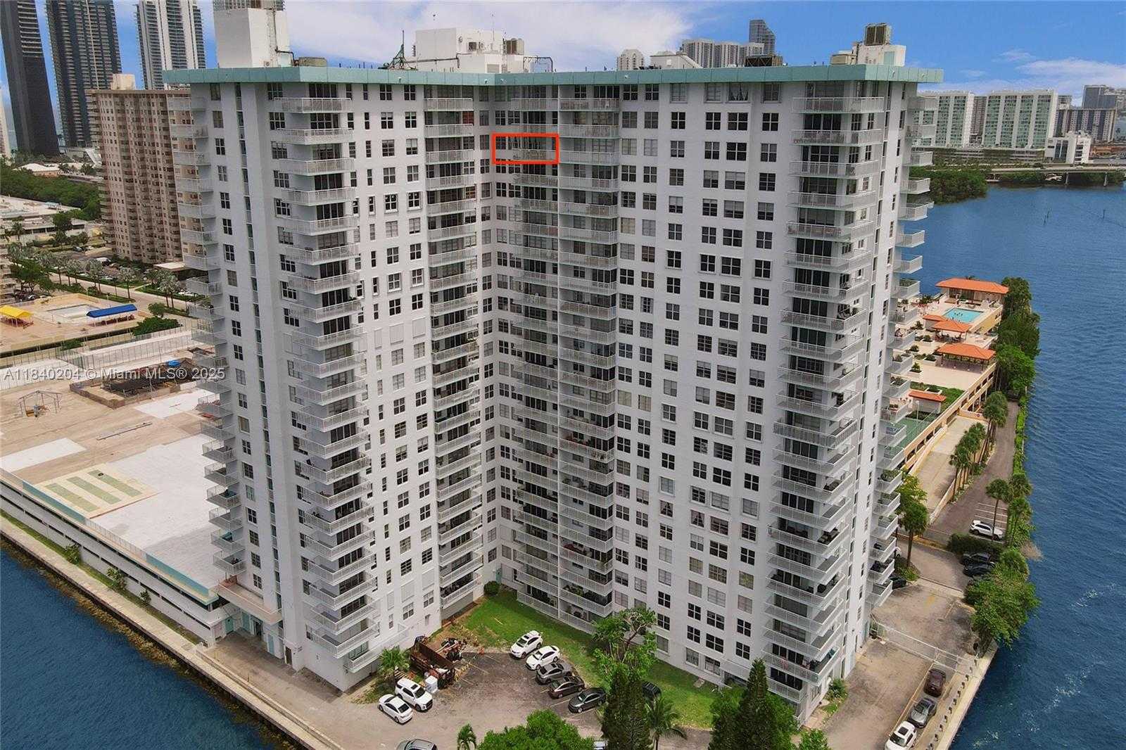 Small Image of 301 174TH ST #2201, Sunny Isles Beach Number 41