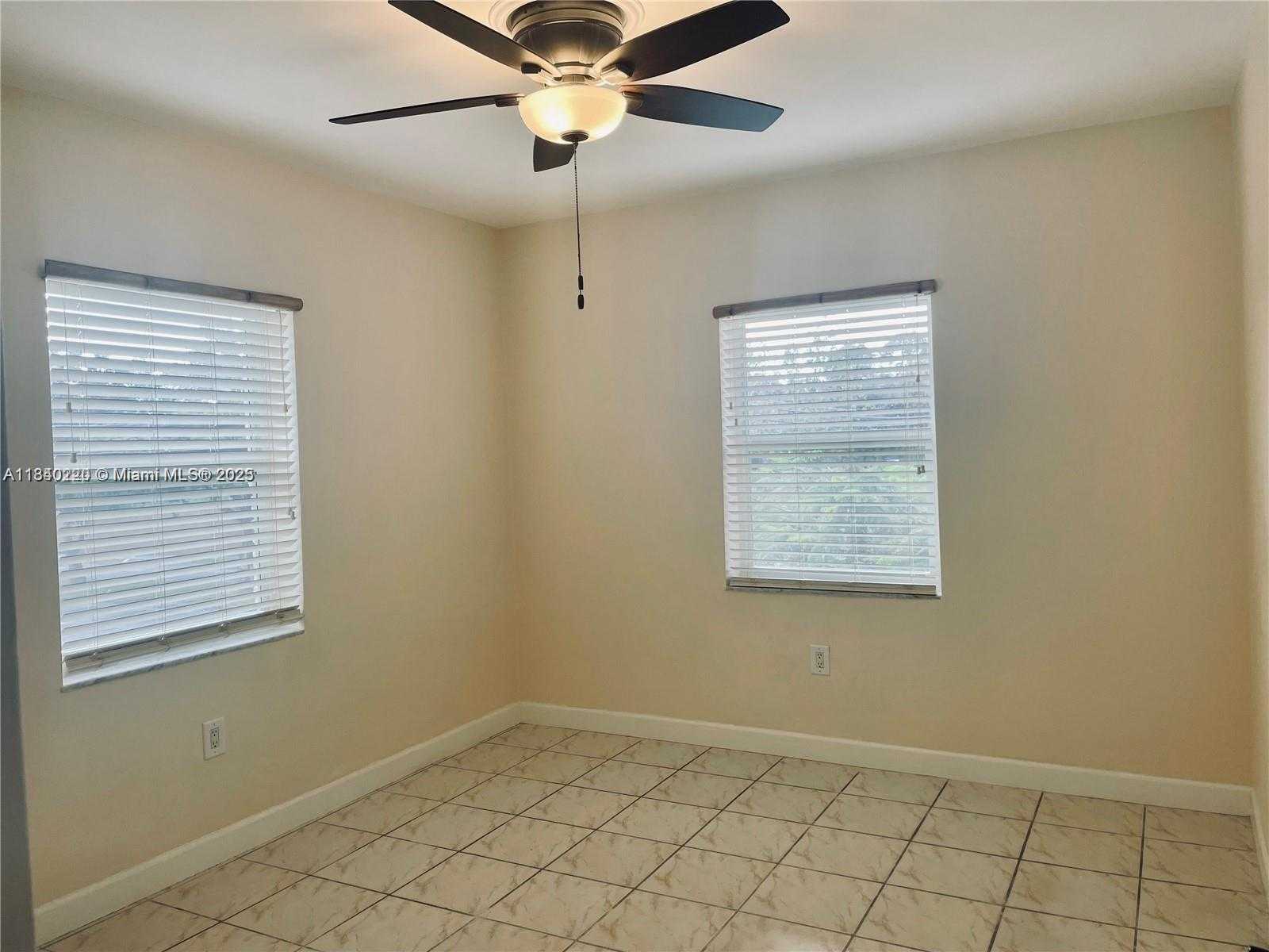 Small Image of 3401 SOUTH WEST 11TH ST #1B, Miami Number 12