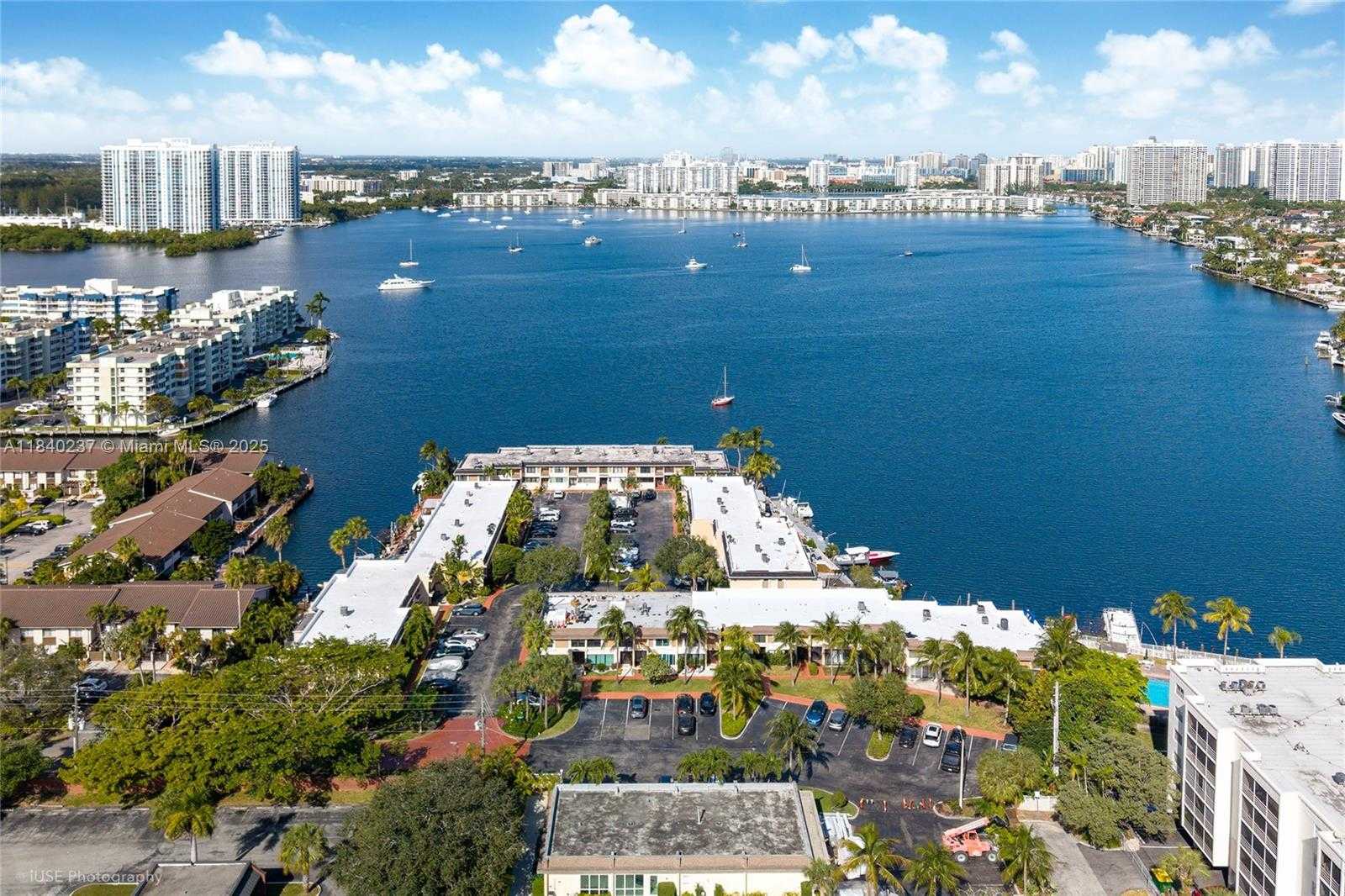 Small Image of 16479 NORTH EAST 27TH PL #16, North Miami Beach Number 21