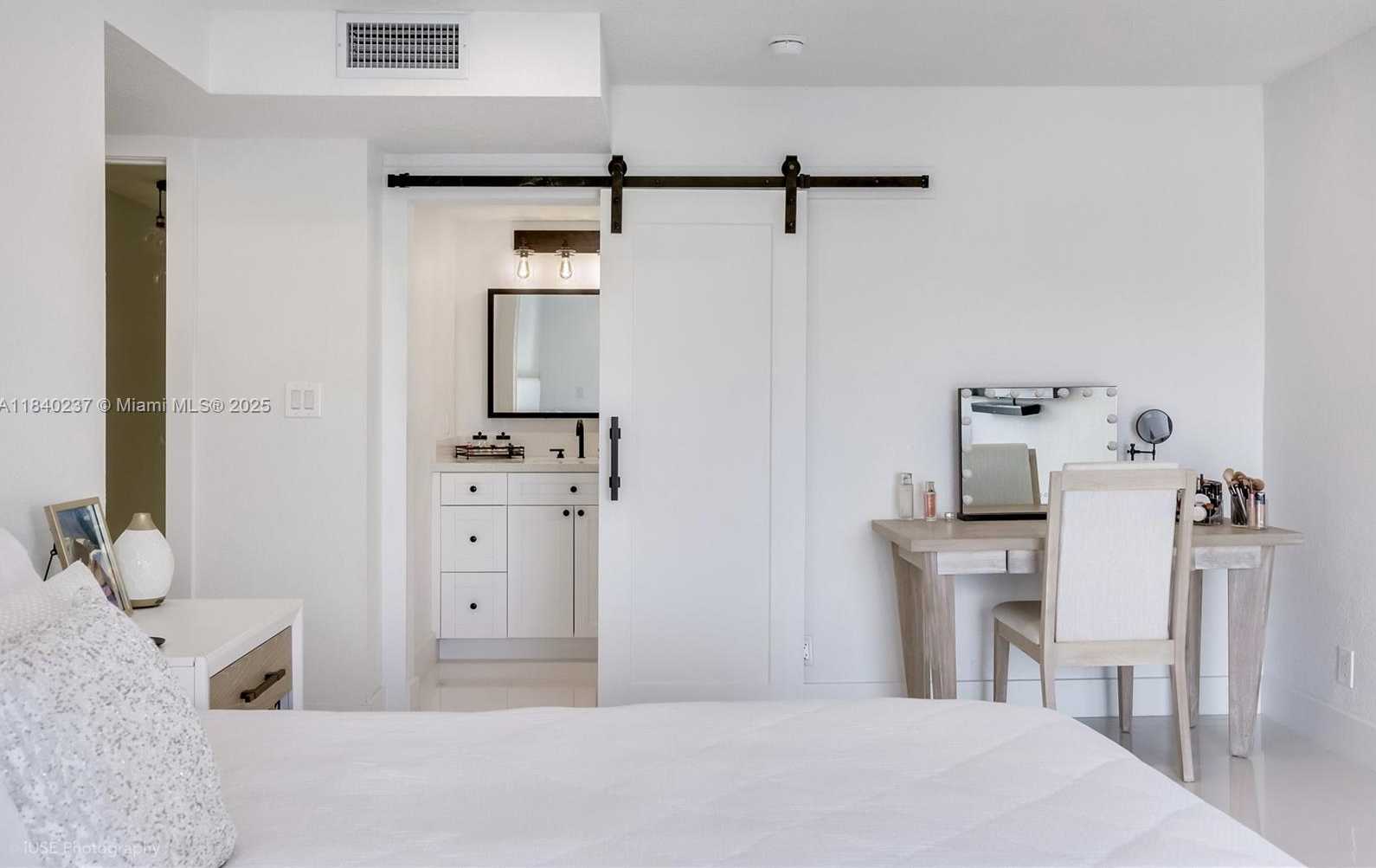 Small Image of 16479 NORTH EAST 27TH PL #16, North Miami Beach Number 3