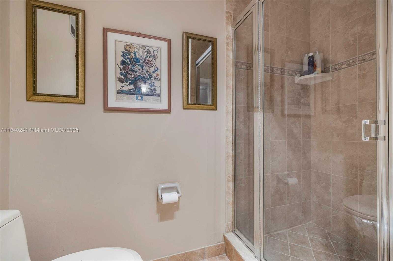 Small Image of 5300 WASHINGTON ST #Q207, Hollywood Number 12