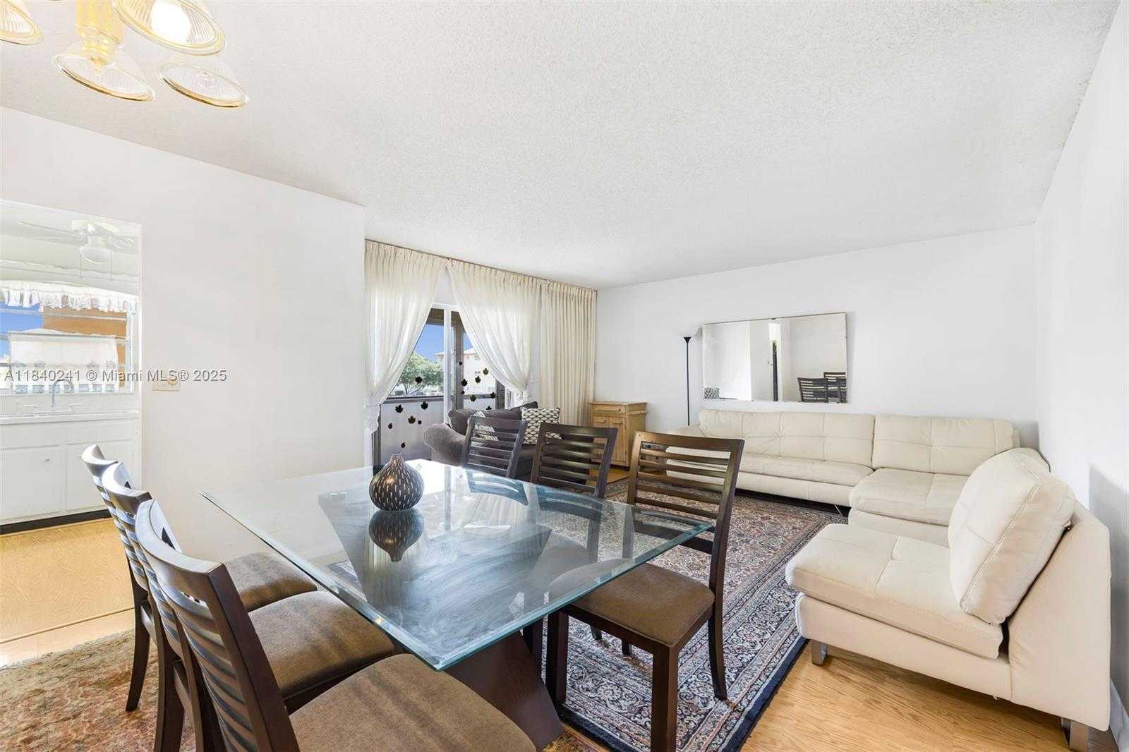 Small Image of 5300 WASHINGTON ST #Q207, Hollywood Number 5