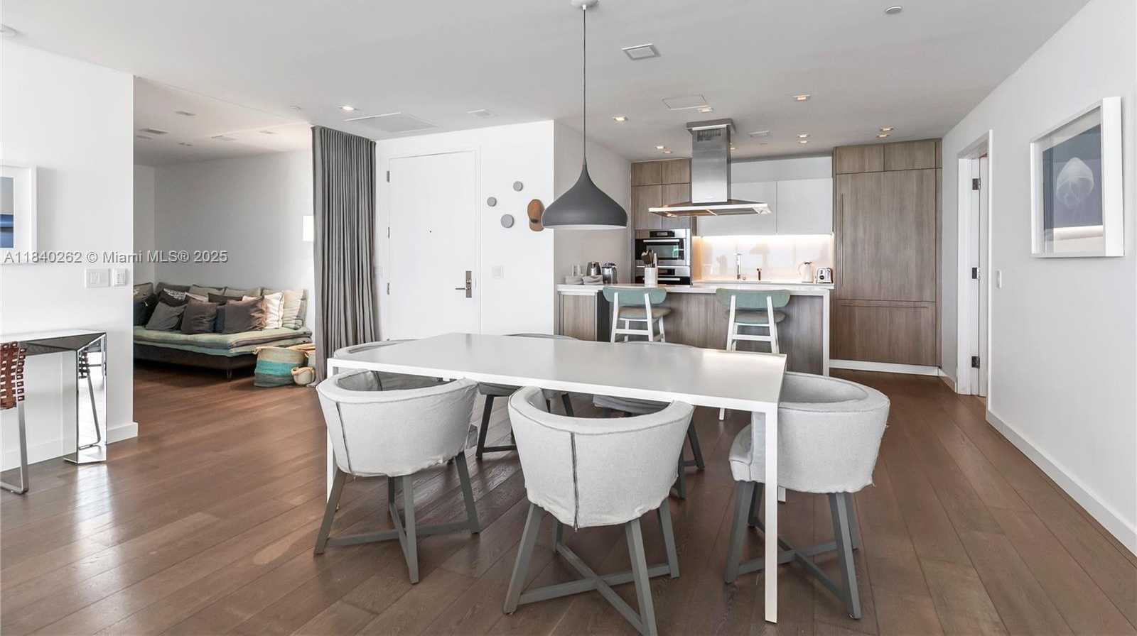 Small Image of 360 OCEAN DR #704S, Key Biscayne Number 10