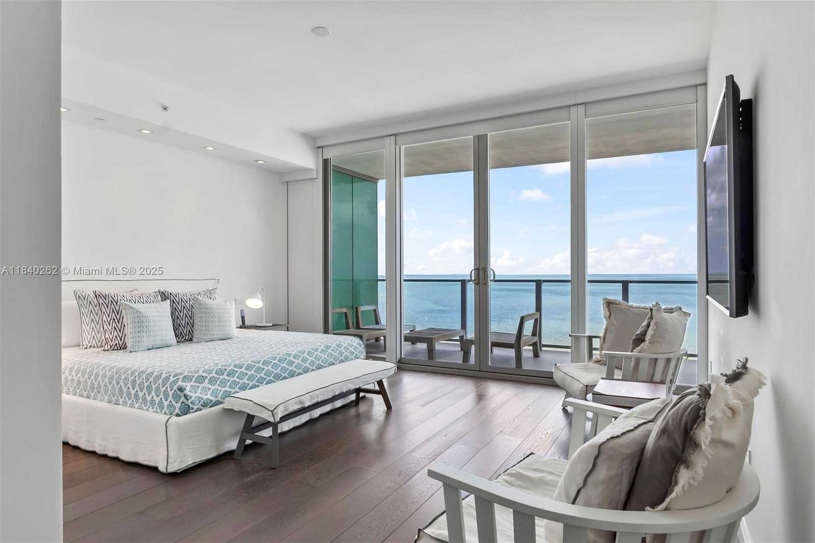 Small Image of 360 OCEAN DR #704S, Key Biscayne Number 17