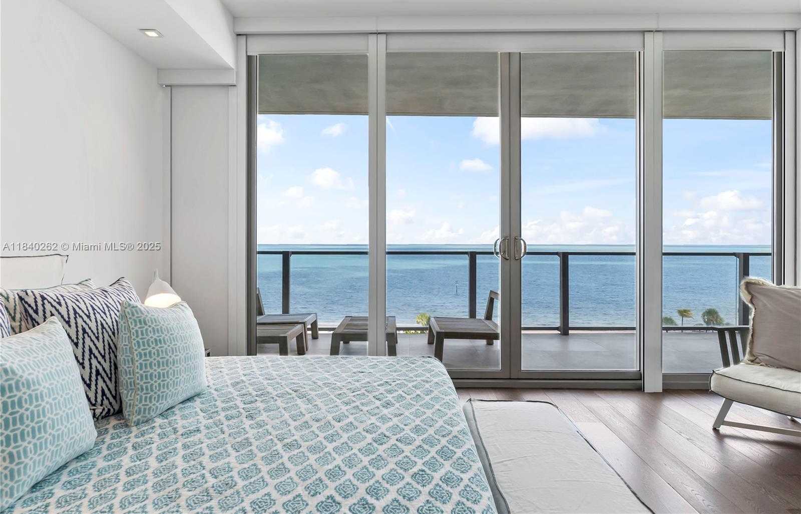 Small Image of 360 OCEAN DR #704S, Key Biscayne Number 19