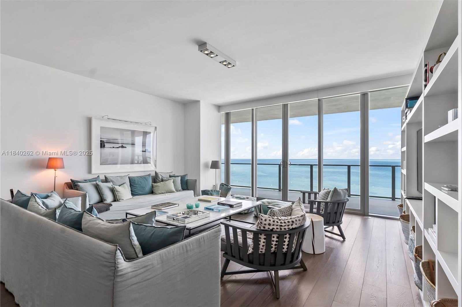 Small Image of 360 OCEAN DR #704S, Key Biscayne Number 2