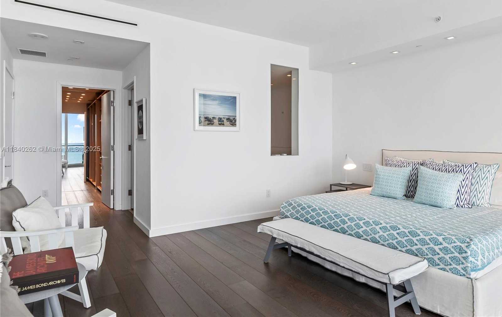 Small Image of 360 OCEAN DR #704S, Key Biscayne Number 22