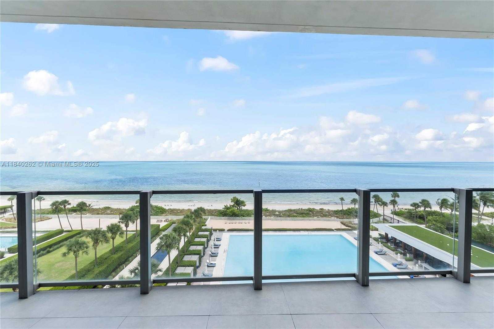 Small Image of 360 OCEAN DR #704S, Key Biscayne Number 42